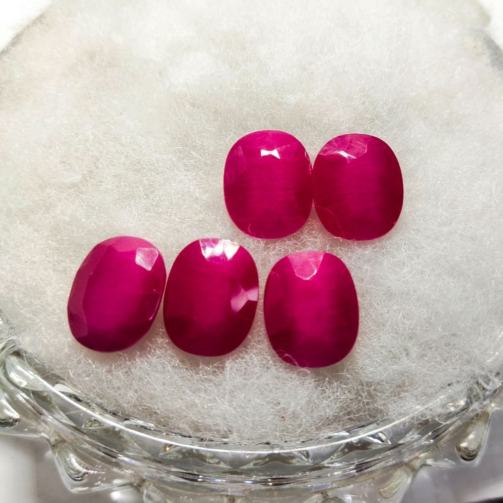 Original Ruby Yaqoot Gemstone 17.60 CRT ± 1 CRT For