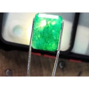Natural Emerald Stone (Zamurd) Gum Stone 16.0 CRT For