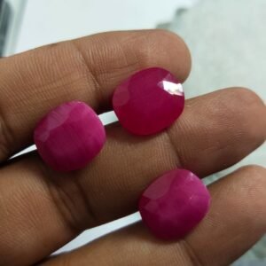 100% Ruby Yaqoot Gemstone 10.75 CRT ± 1 CRT For Ring