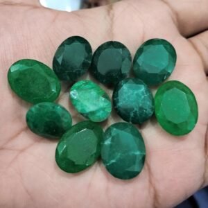 Natural Emerald Stone (Zamurd) Gem Stone 14.0 CRT ± 1