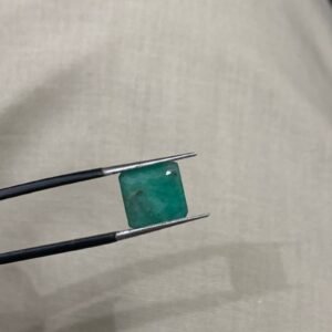 Natural Zambian Emerald Gemstone 8 ct