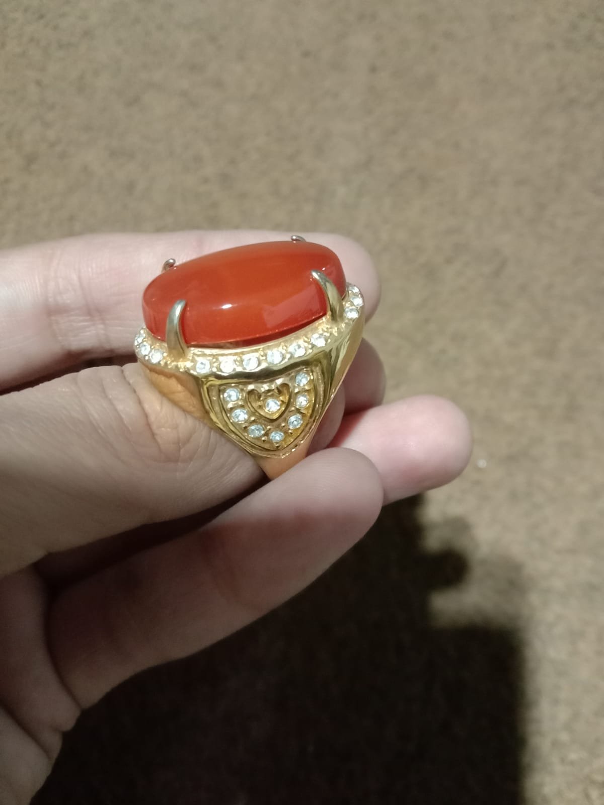 Red Aqeeq Gemstone Ring - Gemstone Hub