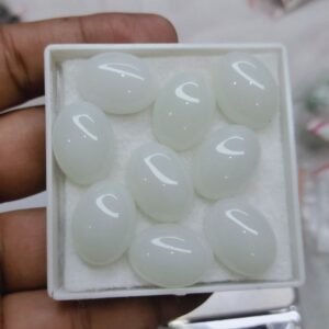 White Haqeeq Gemstone 9.30 CRT ± 1 CRT For Ring