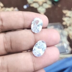 Original Zircon Stone White Color 9.5 CRT ± 1 CRT Gems