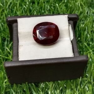 100 % Original Yaqoot (Garnet) Genstone