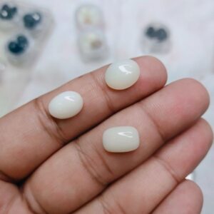 Original Natural White Ethiopian Opal ( سفید اوپل)