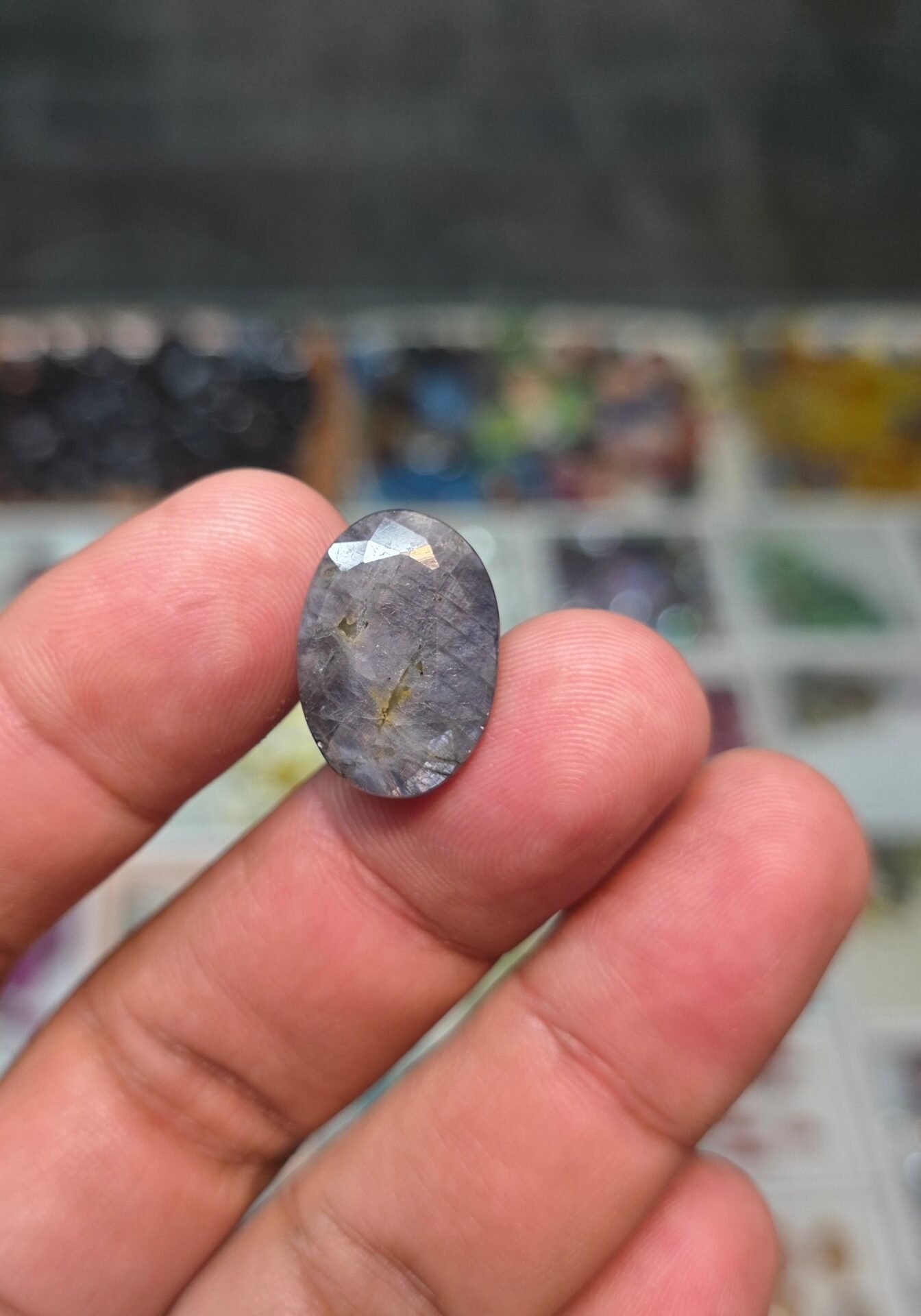 Premium Quality Kashmiri Neelam Stone (Sapphire) Natural 21.10 CRT - Image 2